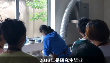 2022年月嫂工資高嗎？研究生轉(zhuǎn)行當(dāng)月嫂年入20萬(wàn)!